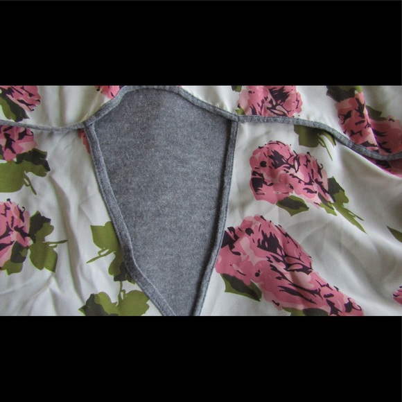 Rue21 Sheer Back Top With Open Back - Picture 6 of 7